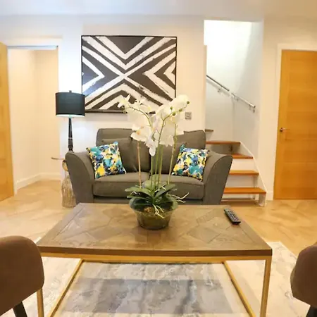 Penthouse Perfect For Couples - By Ao Arena - Pass The Keys Manchester