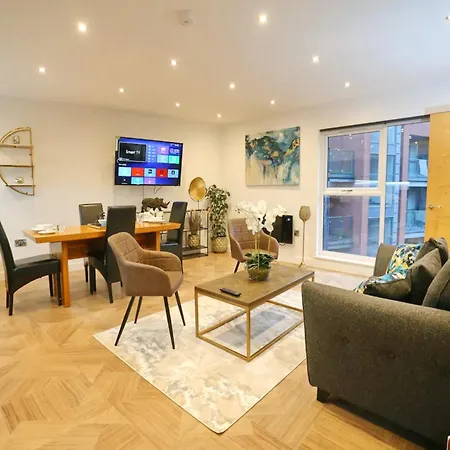 Apartment Pass The Keys Superking Bed Penthouse Perfect For Couples *