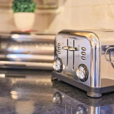 Bespoke Salford Quays - Garden, Wifi And Parking Manchester