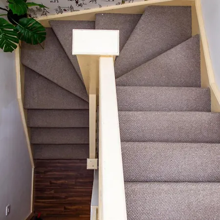 Luxury 3 King Bed Quayside Apartment *