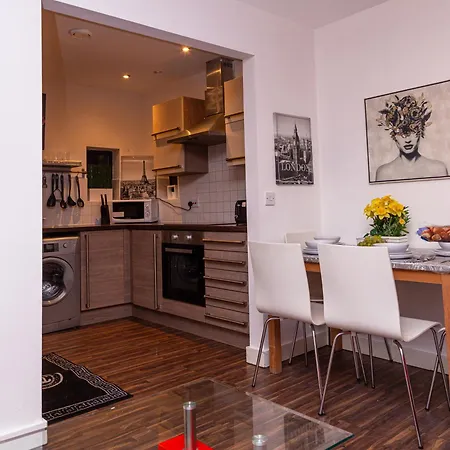 Luxury 3 King Bed Quayside *