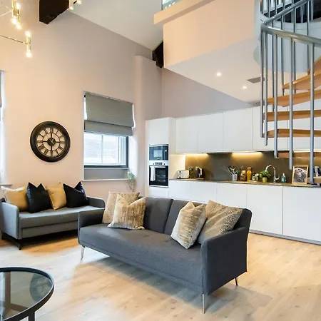 Apartmán Livestay 3-bed Loft In The Heart Of
