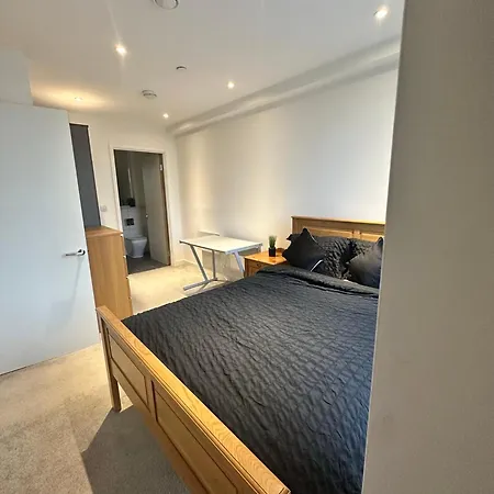 Central 2bed Luxury Апартаменты Манчестер