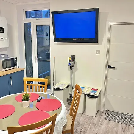 アパート Lux 2 Bed Mancity Stadium, Coop Arena, Picadilly マンチェスター