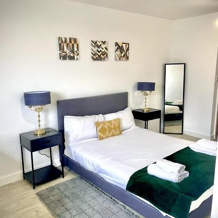 Apartament Stunning 1-bed In Salford Manchester