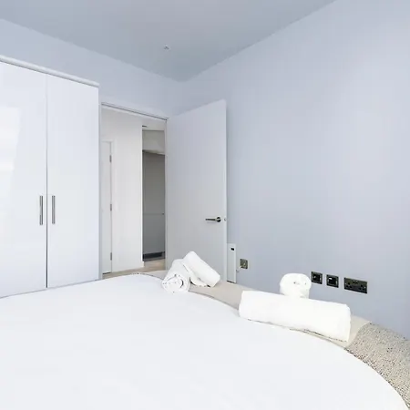Hilltop Serviced - Deansgate *