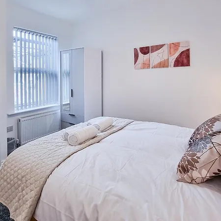 Holiday home Ashfield Co-Living - Private Room Self-Cater Manchester