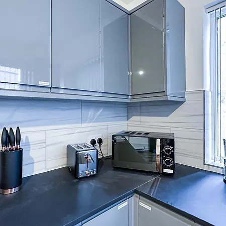 Holiday home Ashfield Co-Living - Private Room Self-Cater Manchester