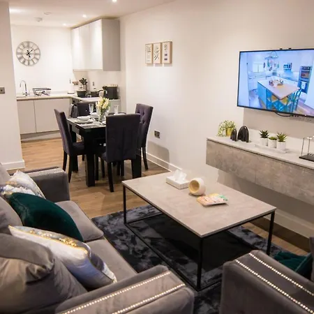 Luxury Mcr 2bed,2bath Apartment- Location! Apartament Manchester