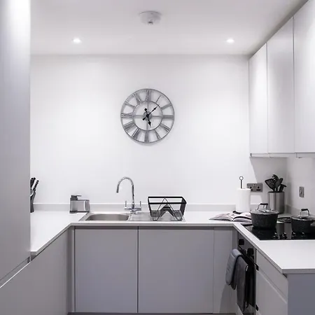 Luxury Mcr 2bed,2bath Apartment- Location! * Manchester