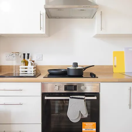 Quayside Penthouse 2 Bedroom Ensuite Near Media & United * Manchester