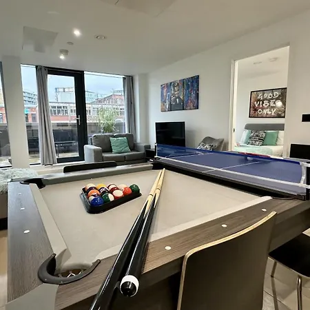 Daire Lux Livin' - Luxury 2 Bed With Sky Garden