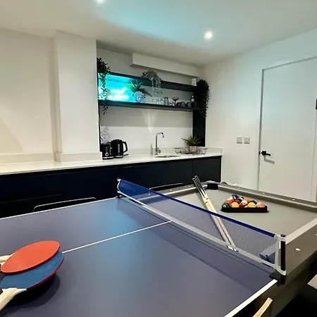 Apartment Lux Livin' - Luxury 2 Bed With Sky Garden *