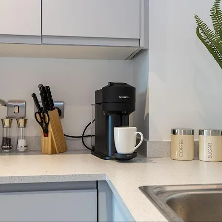 View Few Minutes To Centert * Manchester