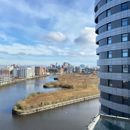 Apartment Away From Manchester