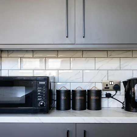 Starview Apartment-manchester Airport Holiday home