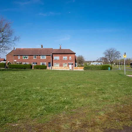 Starview Apartment-manchester Airport Сasa de vacaciones Mánchester