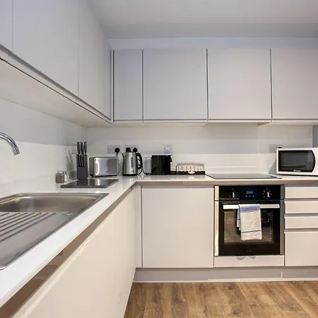 Lovely 1 Bed In Converted Printing Press Apartment Manchester