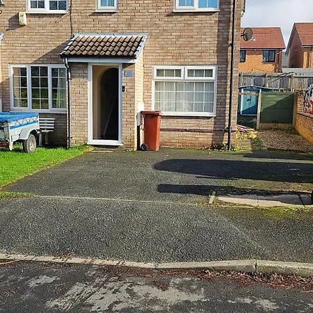 Feriehus Entire 2 Bedroom House - Manchester