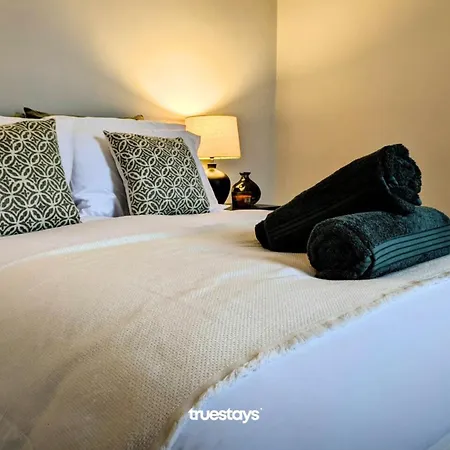 Дом отдыха Crawford House - Stunning 2 Bedroom House In Манчестер