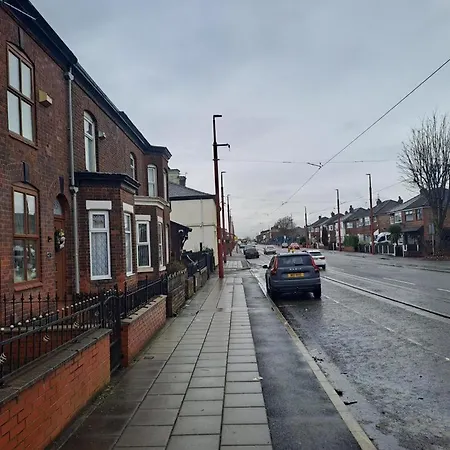 Stunning 3-bed House In Manchester * Manchester