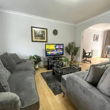 Free Parking - Close To Centre Holiday home Manchester