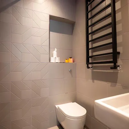 Luxury Roof Terrace Townhouse * 맨체스터