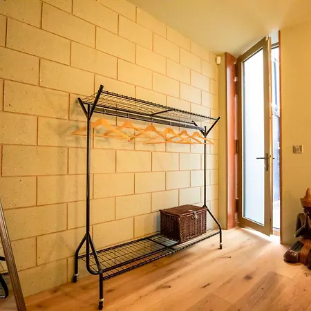 Luxury Roof Terrace Townhouse 맨체스터