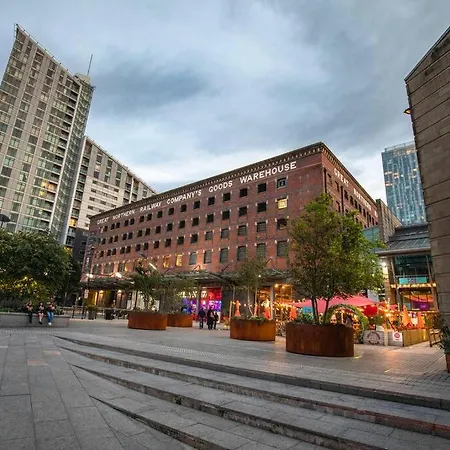 Superhost: Luxury Deansgate Townhouse Σπίτι διακοπών