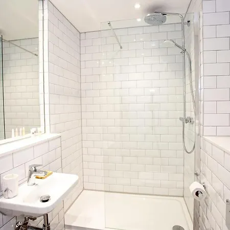 Διαμέρισμα Super 2 Bed Close To Victoria Station *