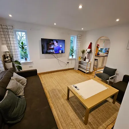 Apartment Beautiful House In The Heart Of A Golf Course. *