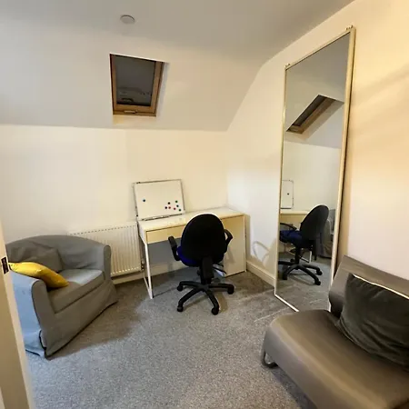 Comfortable En-suite Double Room-m16 Homestay *