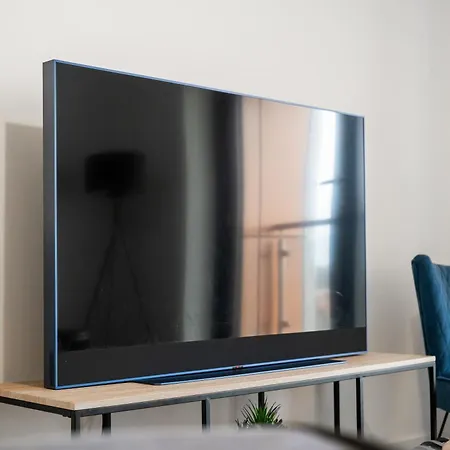 Stylish & Spacious Salford Quays One Bedroom High Floor With Balcony Apartmán Manchester