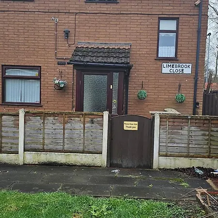 2bedroom Away From Holiday home Manchester