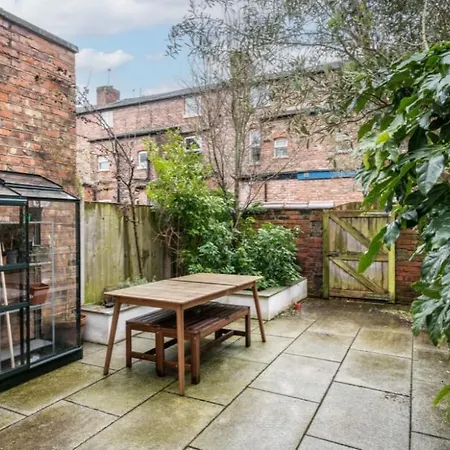 Σπίτι διακοπών Elegant From *