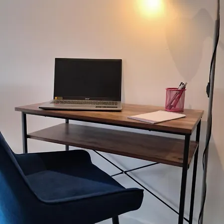 Balcony, Waterfront, En-suite, Roof Terrace, Yogo Exercise Studio, City Views Salford