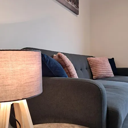 Balcony, Waterfront, En-suite, Roof Terrace, Yogo Exercise Studio, City Views Salford Manchester