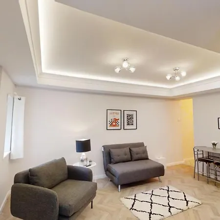 A Prestwich M25 Апартаменты *