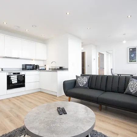 Apartment Modern 1 In Old Trafford Near The Stadium