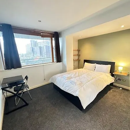 Ka Propertiess - Spacious 2 Bed & 2 Bath Apartment, In Old Trafford! Ua92, Football Stadium, Cricket Stadium, Retail Park Apartament