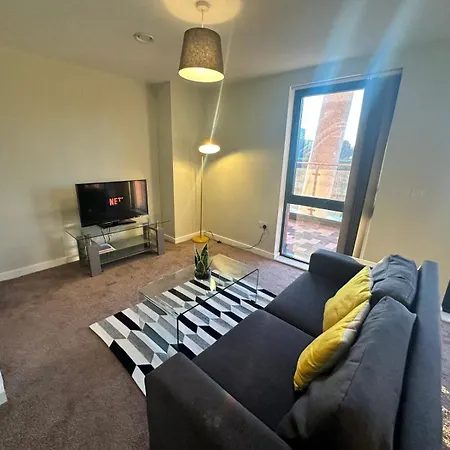 Adelphi Wharf By Beehosting Apartment