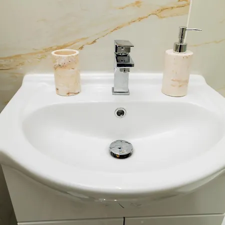 דירה Charming 1 Bedroom In The Heart Of Close To Centre And Etihad Stadium *