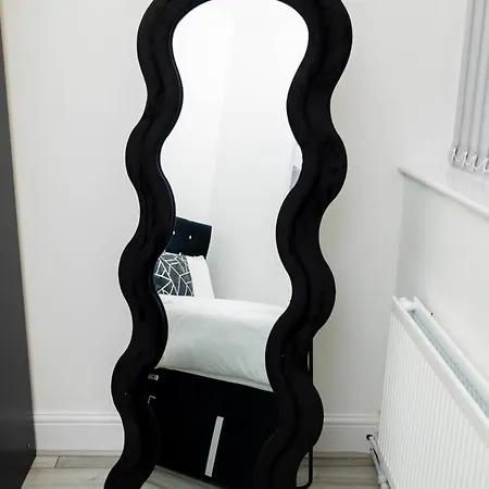 Apartment Charming 1 Bedroom In The Heart Of Close To Centre And Etihad Stadium