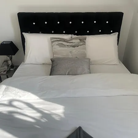 Apartment Charming 1 Bedroom In The Heart Of Close To Centre And Etihad Stadium