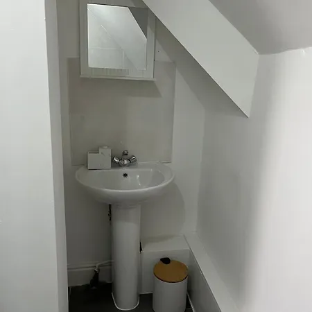 Charming 1 Bedroom In The Heart Of Close To Centre And Etihad Stadium דירה