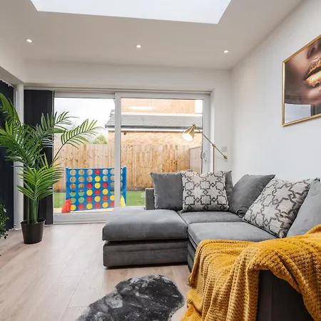 Dazzling & Modern 4bd - Coop Live - Etihad - Parking * Manchester