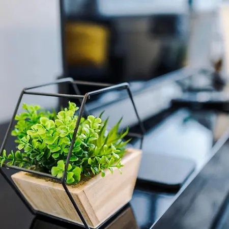 Fun & Spacious 3Bed L Pool Table & Pingpong Table