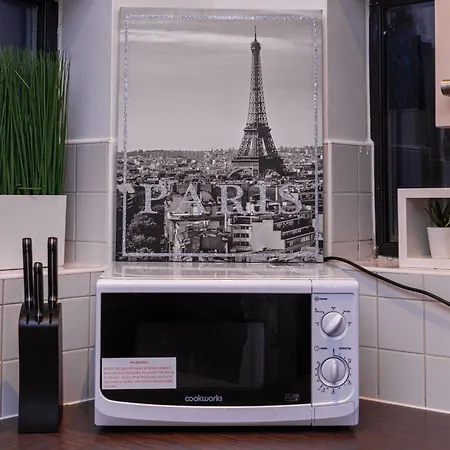 Luxury 3 King Bed Quayside