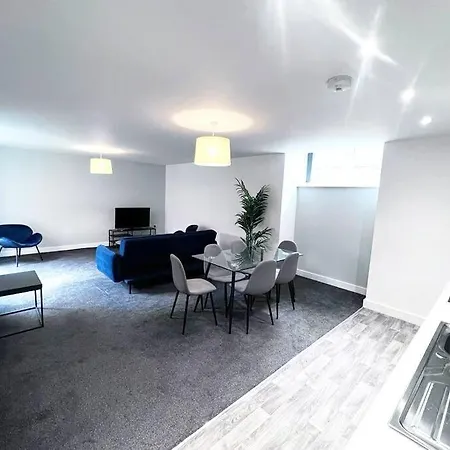 Free Parking - Stunning 2-br Near Salford Royal Apartament Manchester