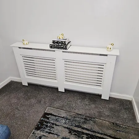 Holiday home Manchester 2-Bed House Sleeps 4 20 Min To Centre *